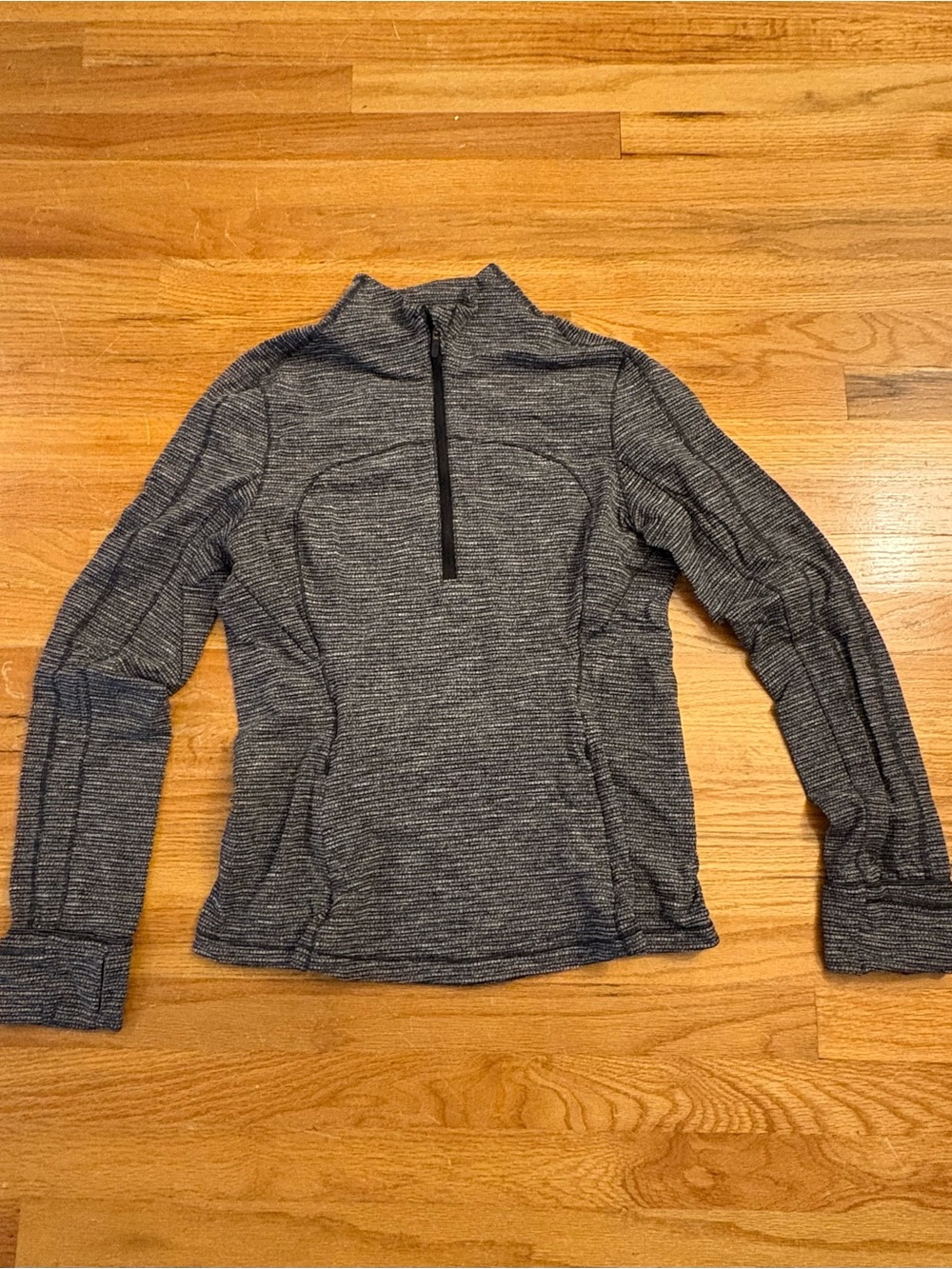 Lululemon Run Swiftly Tech 1/2 Zip Pullover Black Gray Striped Size 10